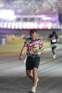 BIB: 100
                            <button type="button" onclick="openModal(19602614)" class="btn btn-primary btn-sm float-right btn-popup" data-toggle="modal" data-target=".modal-high-quality">
                        <i class="fas fa-shopping-cart"></i> Add to Cart
                    </button>
                                            <button type="button" onclick="isThisMe(19602614, true)" class="btn btn-success btn-sm float-right btn-popup btn-isme hidden" data-toggle="tooltip" data-placement="bottom" title="นี่คือรูปของคุณใช่ไหม คลิกที่นี่เพื่อเอาเข้าอัลบั้ม">
                        <i class="fas fa-plus"></i> Add to album
                    </button>
                    <button type="button" onclick="isThisMe(19602614, false)" class="btn btn-warning btn-sm float-right btn-popup btn-isnotme hidden">
                        <i class="fas fa-ban"></i> Remove from album
                    </button>